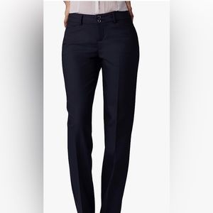 Lee Secretly Shapes Size 2 Women’s Dress Pants. NWT